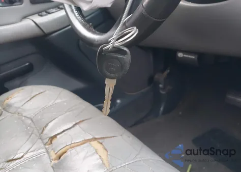 2001 Chevrolet Suburban 1500 Lt z USA, uszkodzony, nr VIN 3GNFK16T41G169762